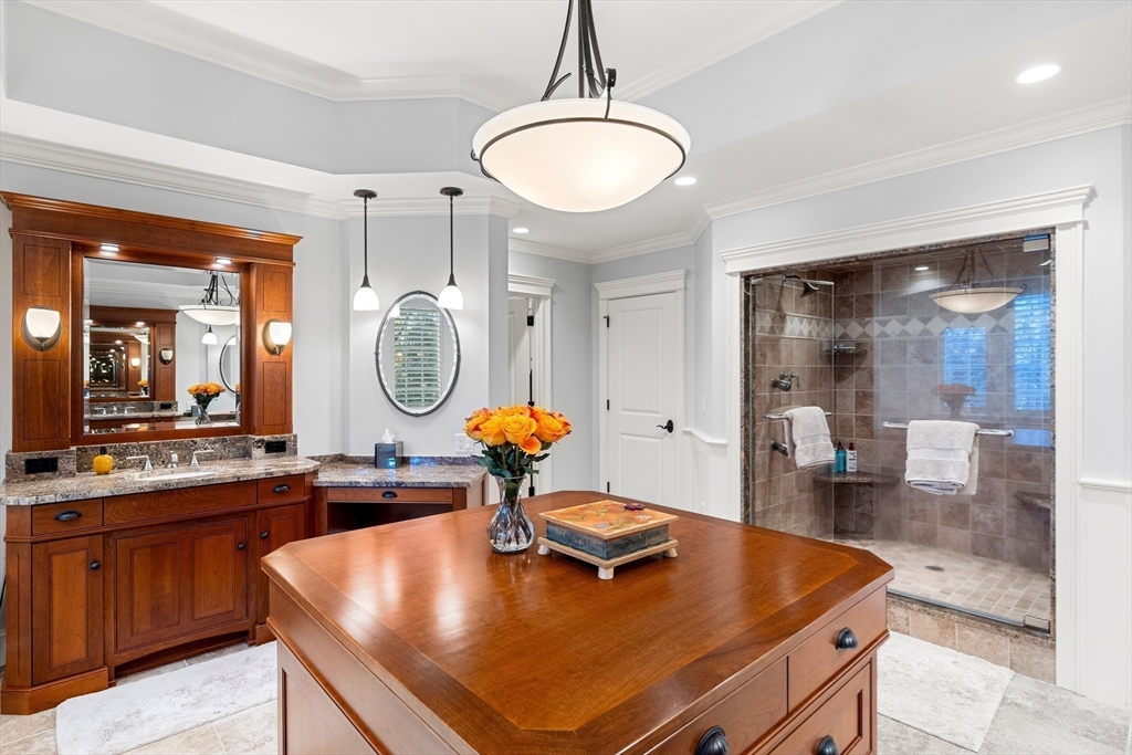 Boxford, Massachusetts, 01921, United States, 5 Bedrooms Bedrooms, ,7 BathroomsBathrooms,Residential,For Sale,1987688