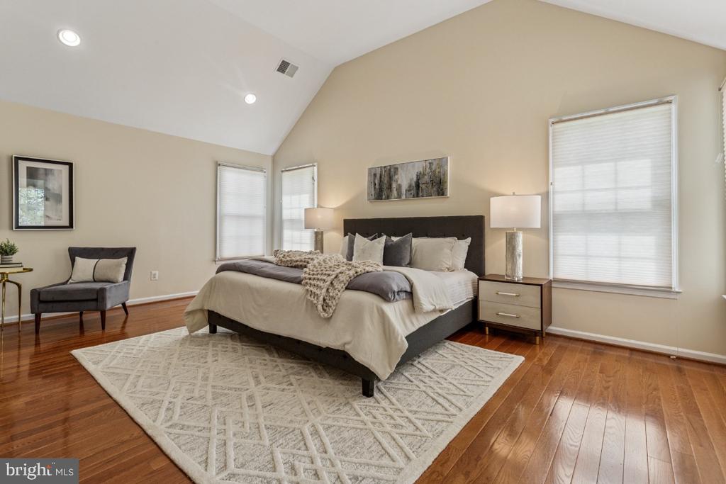 Ashburn, Virginia, 20147, United States, 5 Bedrooms Bedrooms, ,6 BathroomsBathrooms,Residential,For Sale,1839490