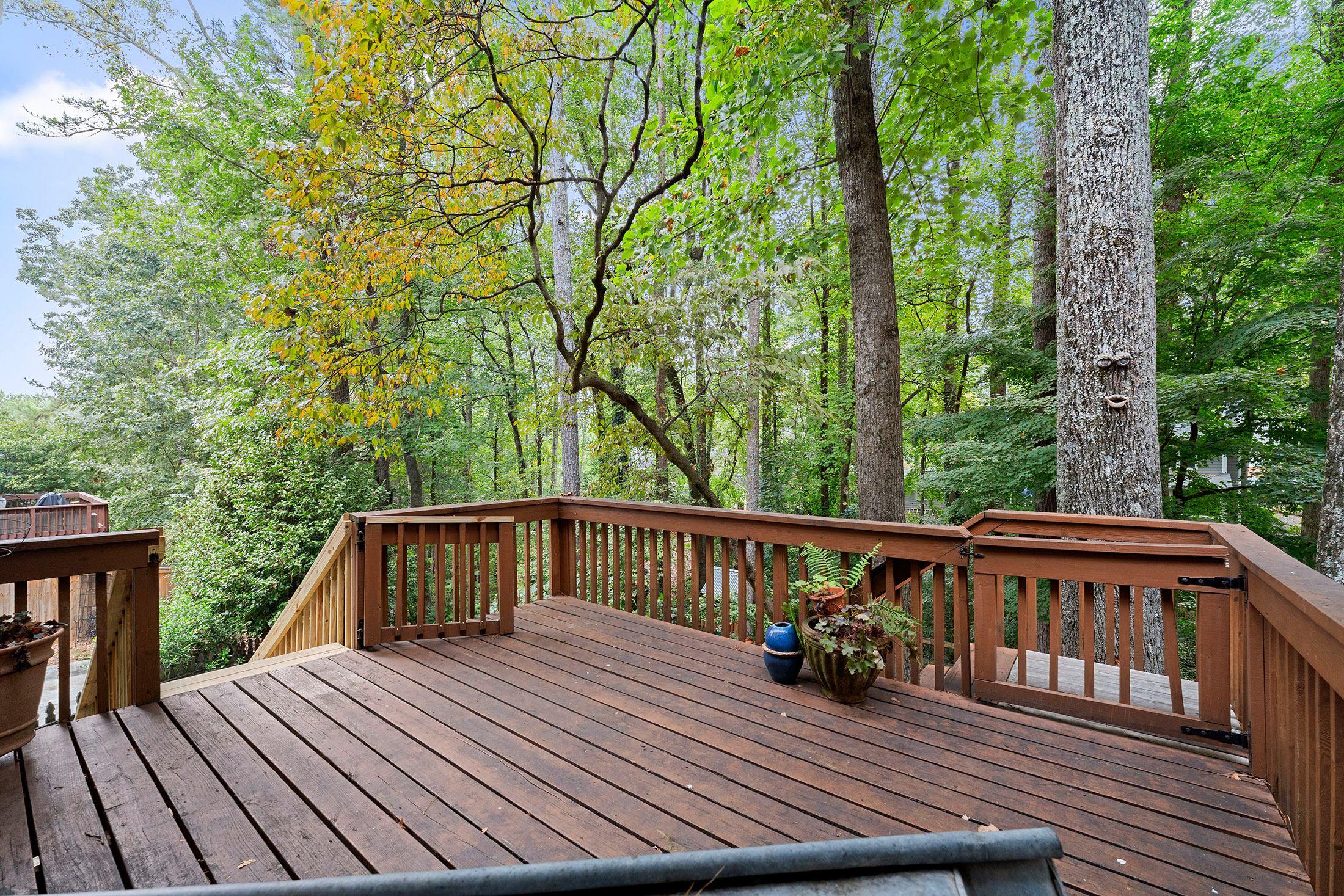  Beautifully Transformed Home in Lassiter School District - 物件實景