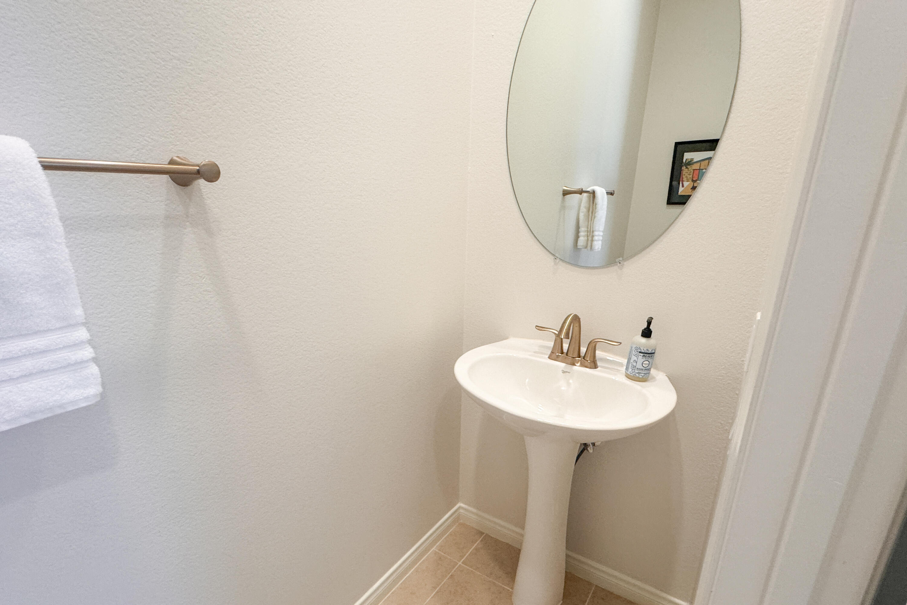 Rancho Mirage, California, 92270, United States, 3 Bedrooms Bedrooms, ,3 BathroomsBathrooms,Residential,For Sale,1991042