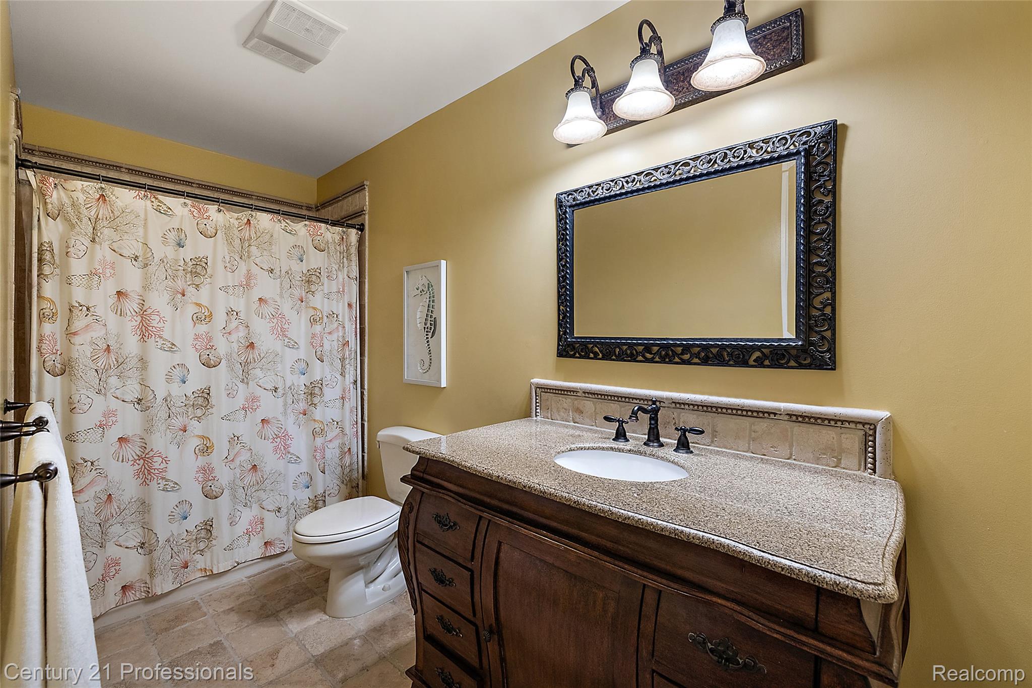 Oxford, Michigan, 48371, United States, 4 Bedrooms Bedrooms, ,4 BathroomsBathrooms,Residential,For Sale,1978317