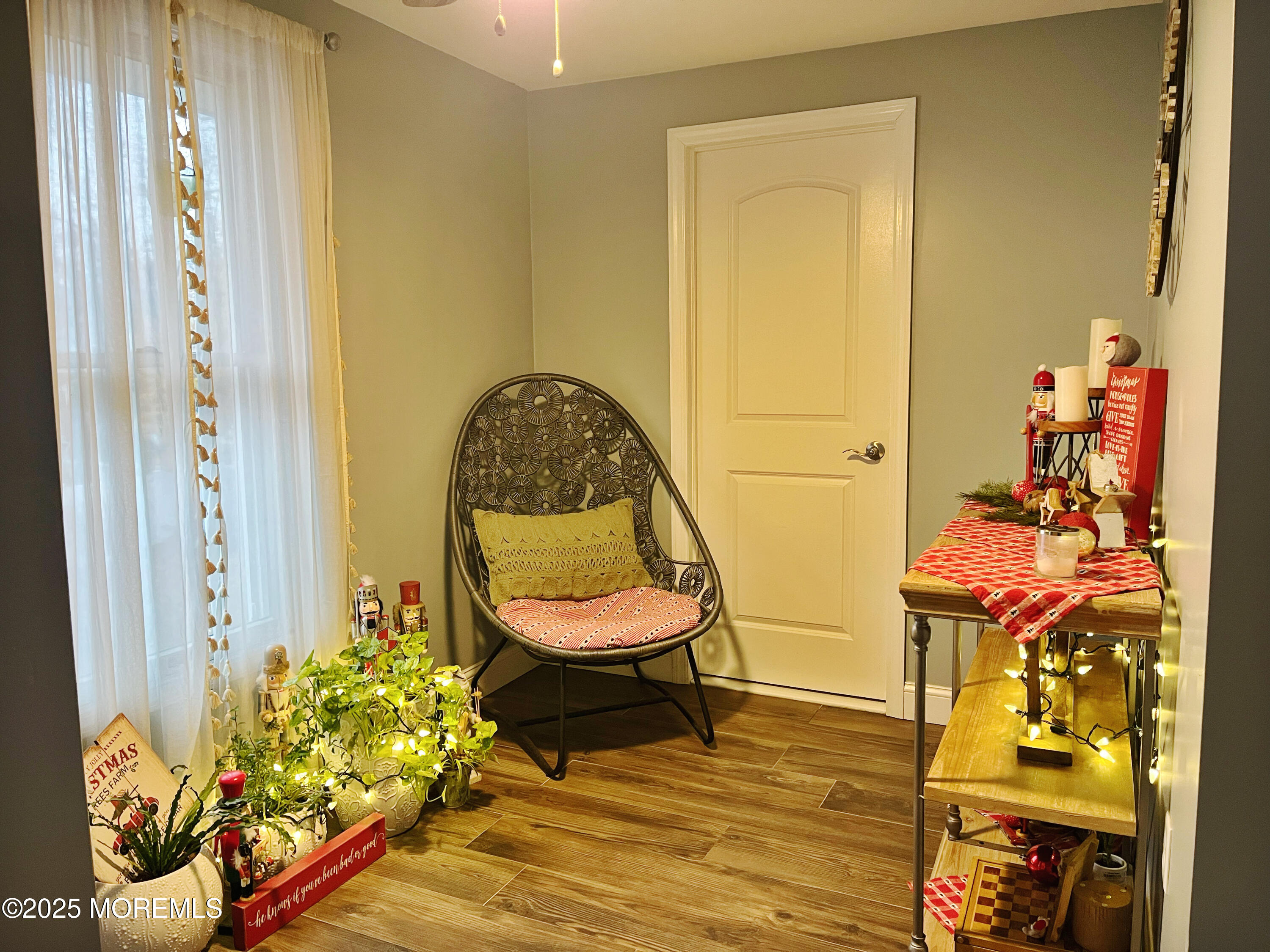 Hazlet, New Jersey, 07734, United States, 3 Bedrooms Bedrooms, ,2 BathroomsBathrooms,Residential,For Sale,2000069