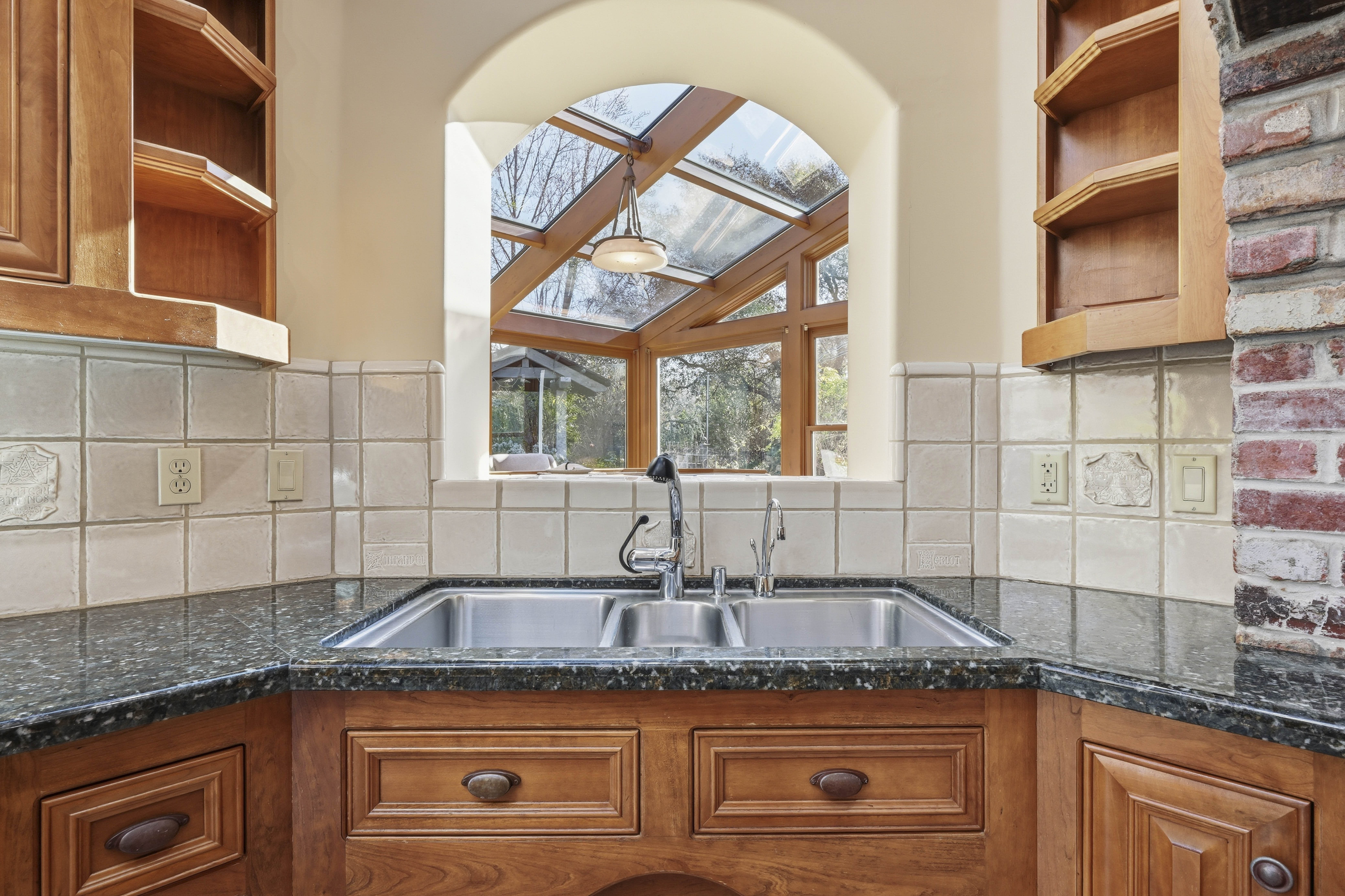  6520 Carolinda Drive, Granite Bay, CA 95746 - 物件實景