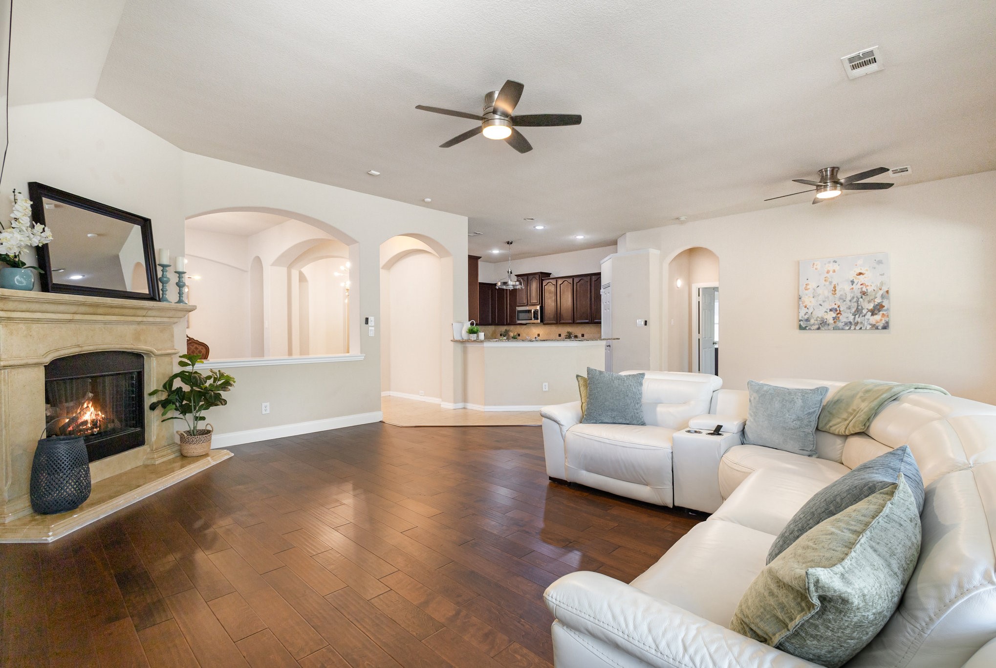 Roanoke, Texas, 76262, United States, 4 Bedrooms Bedrooms, ,3 BathroomsBathrooms,Residential,For Sale,1963102