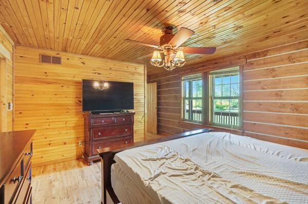 Woodstock, Ohio, 43084, United States, 3 Bedrooms Bedrooms, ,3 BathroomsBathrooms,Residential,For Sale,1988925