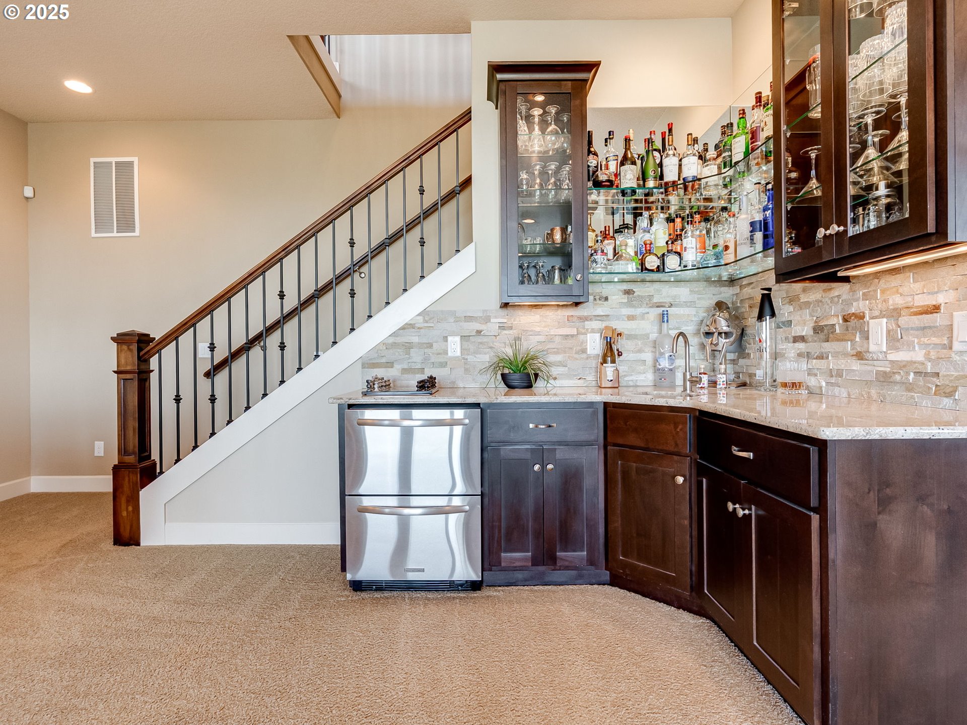 Camas, Washington, 98607, United States, 4 Bedrooms Bedrooms, ,4 BathroomsBathrooms,Residential,For Sale,1837828