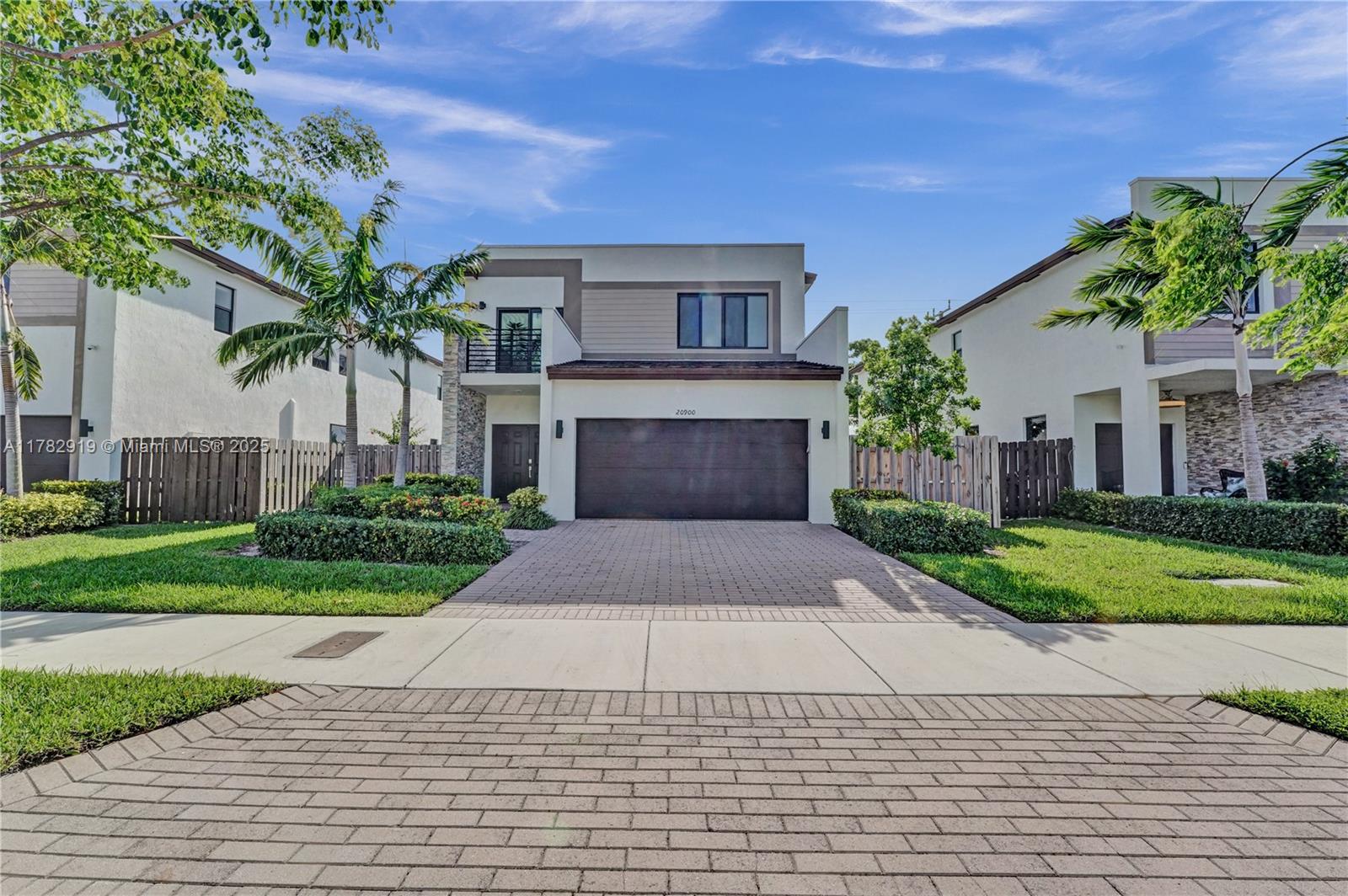 Miami, Florida, 33179, United States, 4 Bedrooms Bedrooms, ,3 BathroomsBathrooms,Residential,For Sale,1768374