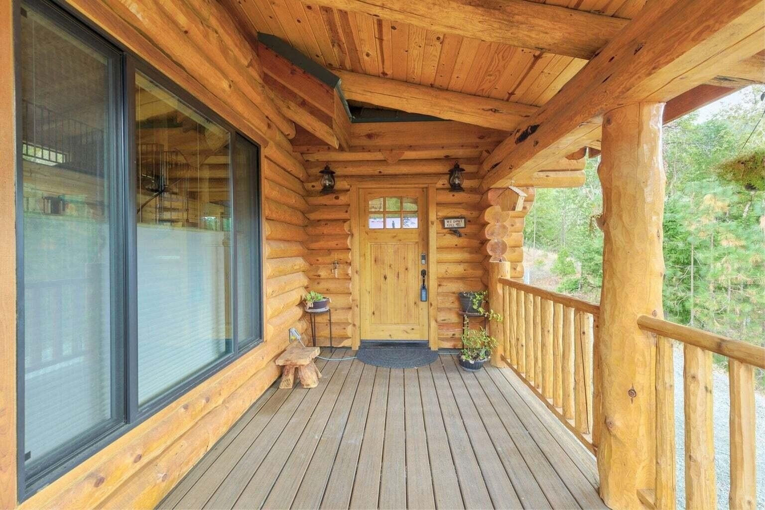 Canyonville, Oregon, 97417, United States, 2 Bedrooms Bedrooms, ,2 BathroomsBathrooms,Residential,For Sale,1981703