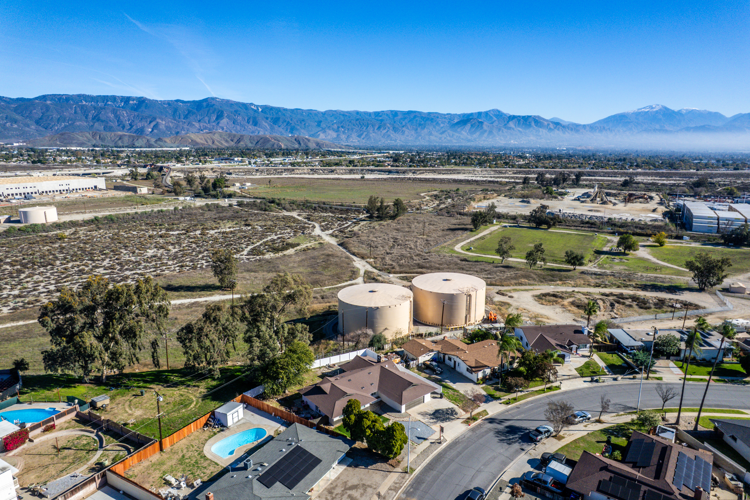 Rialto, California, 92376, United States, 4 Bedrooms Bedrooms, ,2 BathroomsBathrooms,Residential,For Sale,2006386