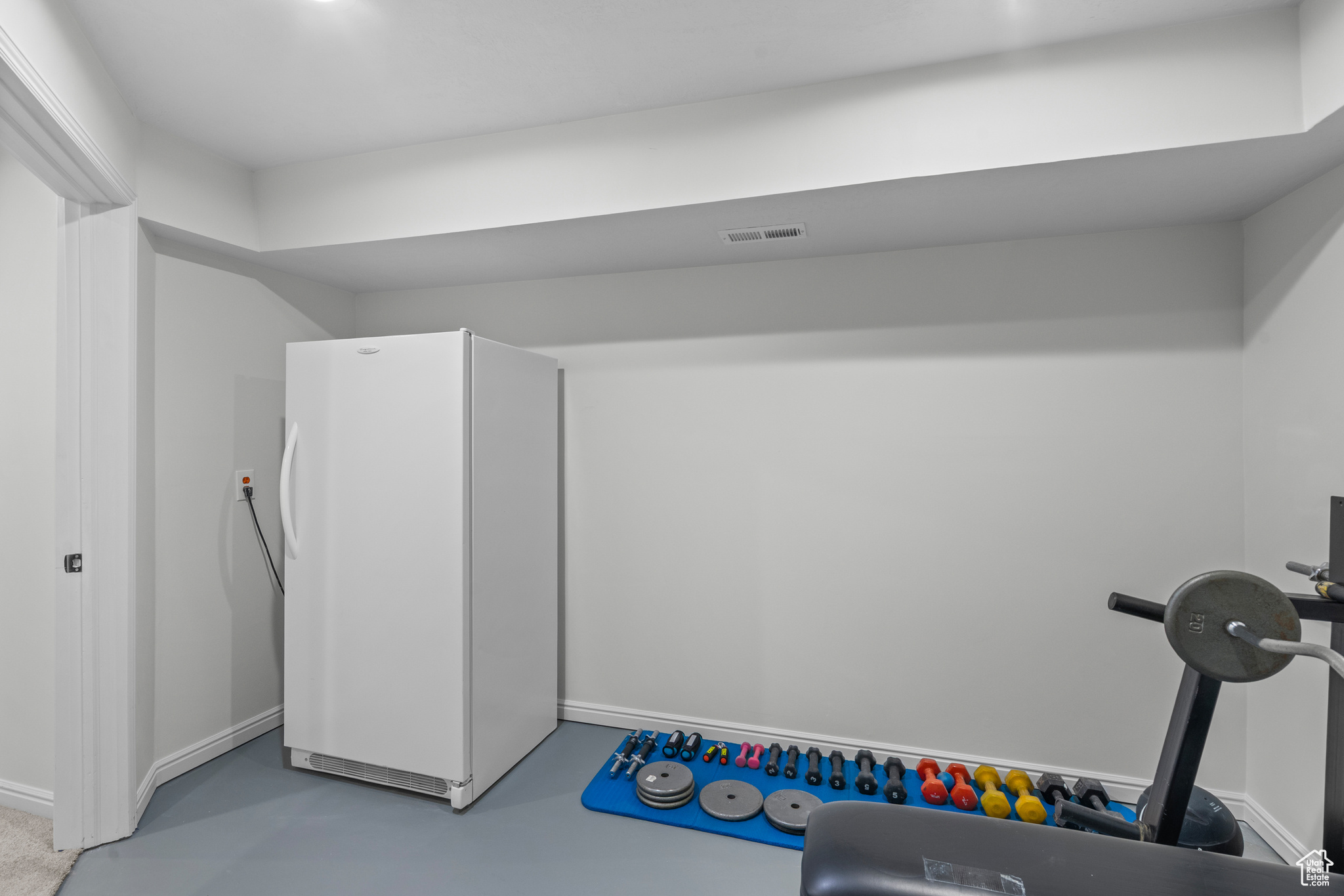 Riverton, Utah, 84065, United States, 6 Bedrooms Bedrooms, ,4 BathroomsBathrooms,Residential,For Sale,1983614