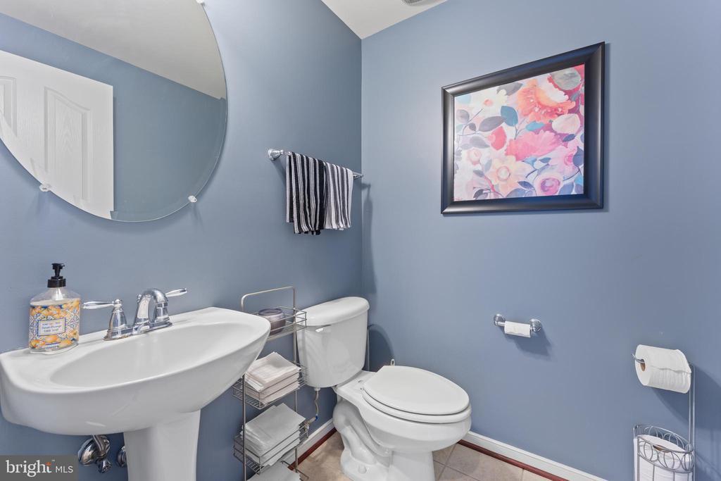 Stafford, Virginia, 22554, United States, 5 Bedrooms Bedrooms, ,4 BathroomsBathrooms,Residential,For Sale,1934341