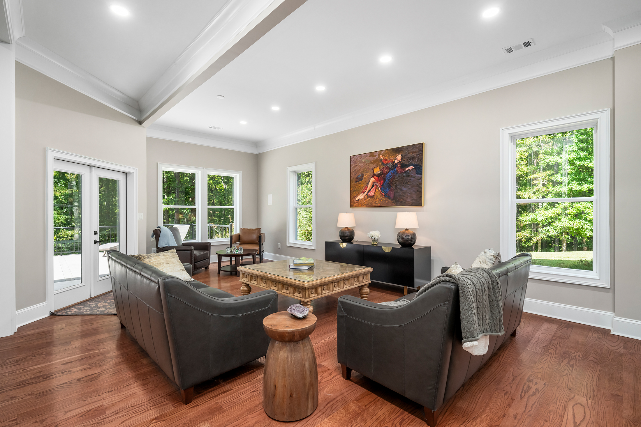  A Custom Residence Designed with an Impressive Sense of Volume - 物件實景