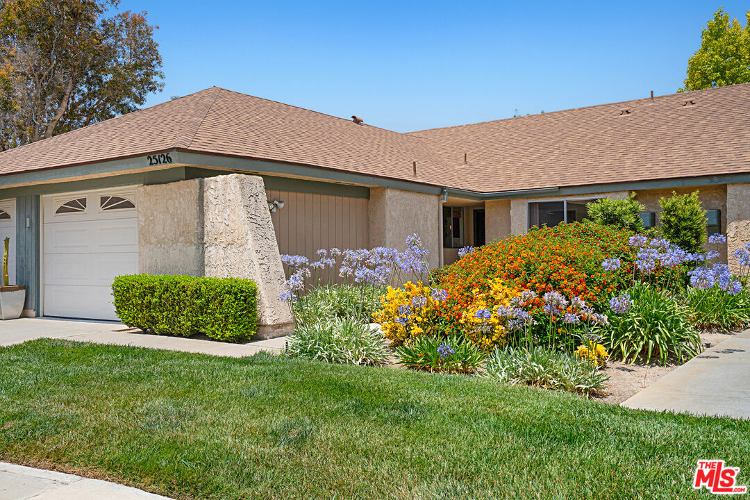 Camarillo, California, 93012, United States, 2 Bedrooms Bedrooms, ,2 BathroomsBathrooms,Residential,For Sale,1877157