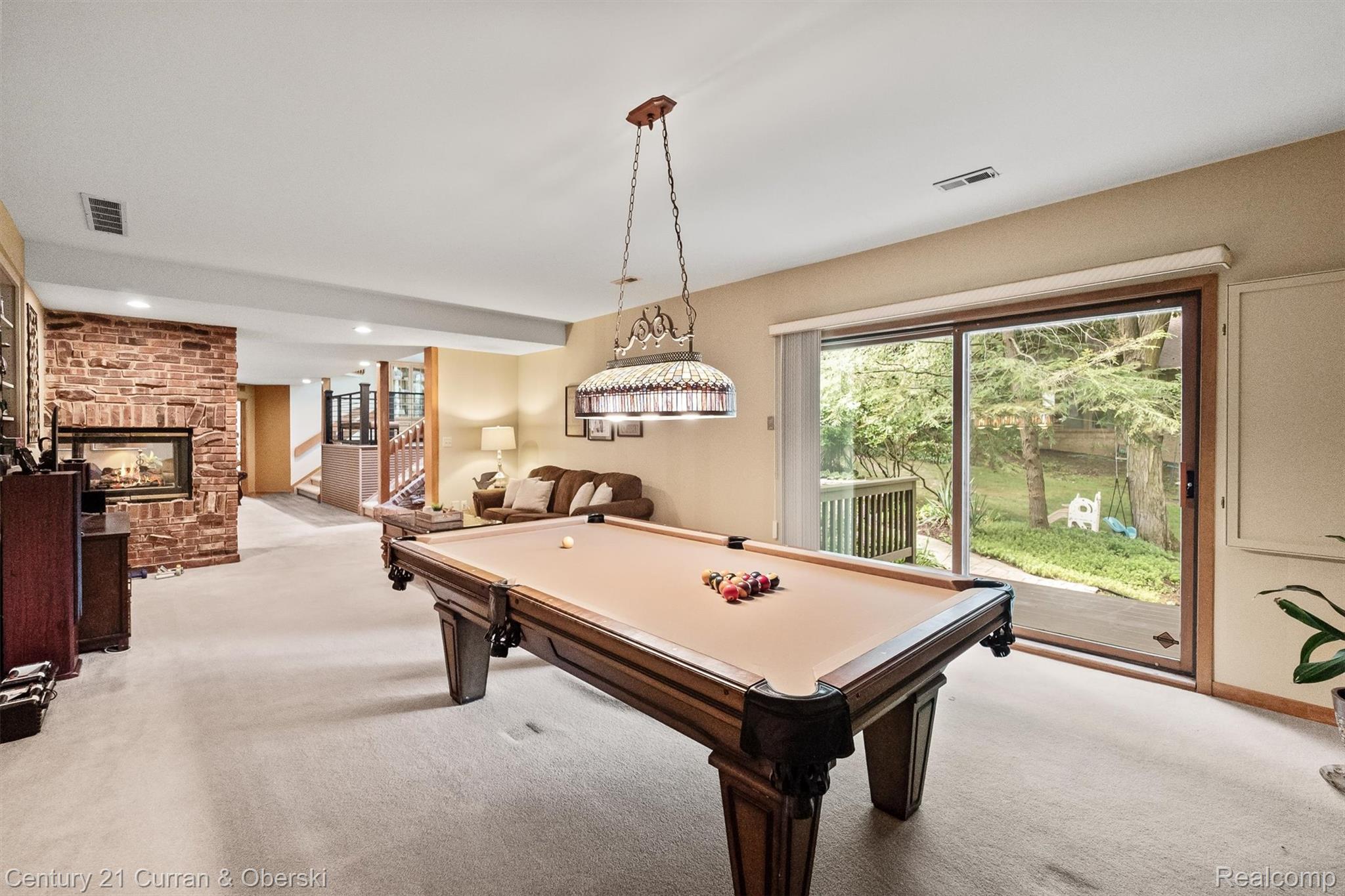 Northville, Michigan, 48167, United States, 4 Bedrooms Bedrooms, ,4 BathroomsBathrooms,Residential,For Sale,1923086