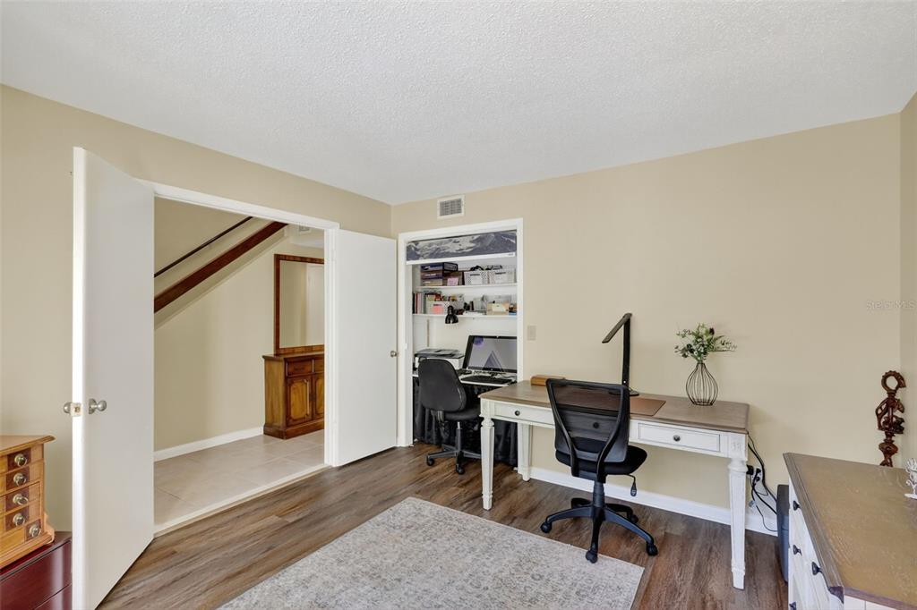 Largo, Florida, 33774, United States, 3 Bedrooms Bedrooms, ,3 BathroomsBathrooms,Residential,For Sale,1965170