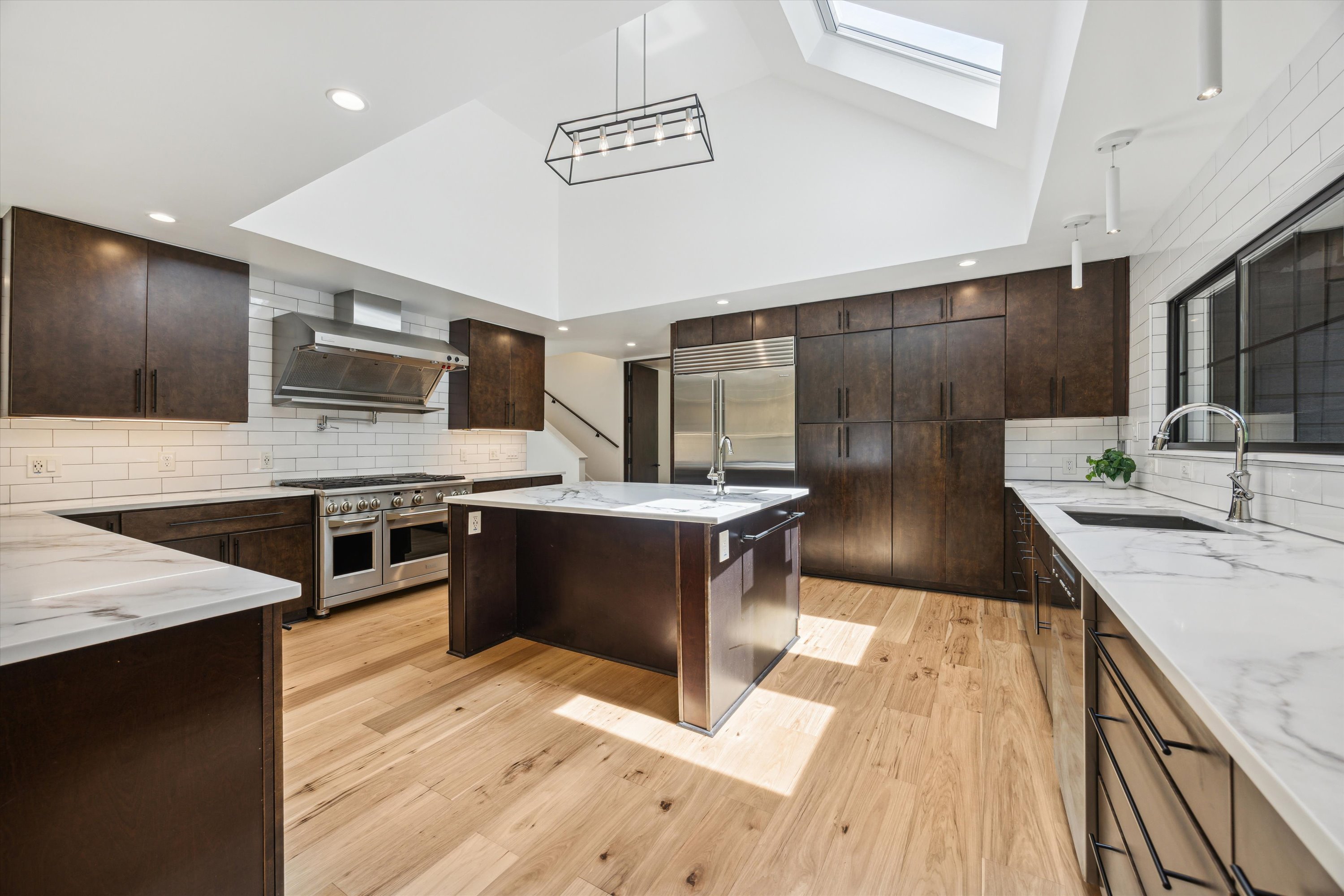  Fully Renovated Modern Retreat in Northwest Hills - 物件實景