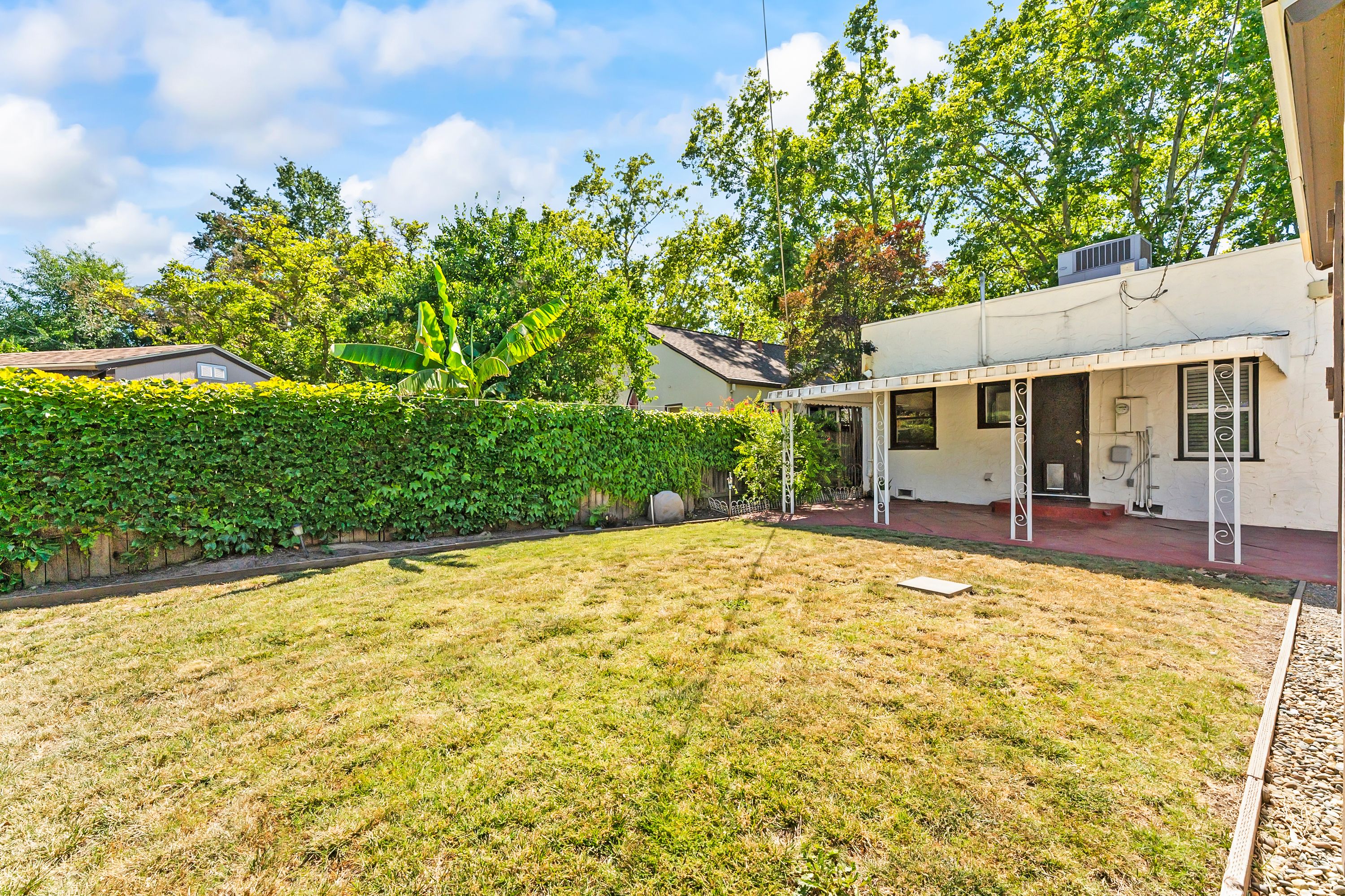  2653 Freeport Boulevard, Sacramento, CA 95818 - 物件實景