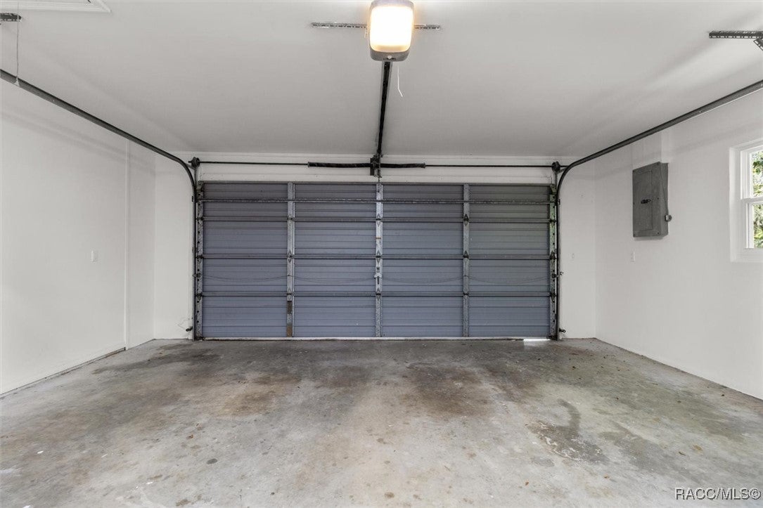 Inverness, Florida, 34450, United States, 3 Bedrooms Bedrooms, ,2 BathroomsBathrooms,Residential,For Sale,1777640