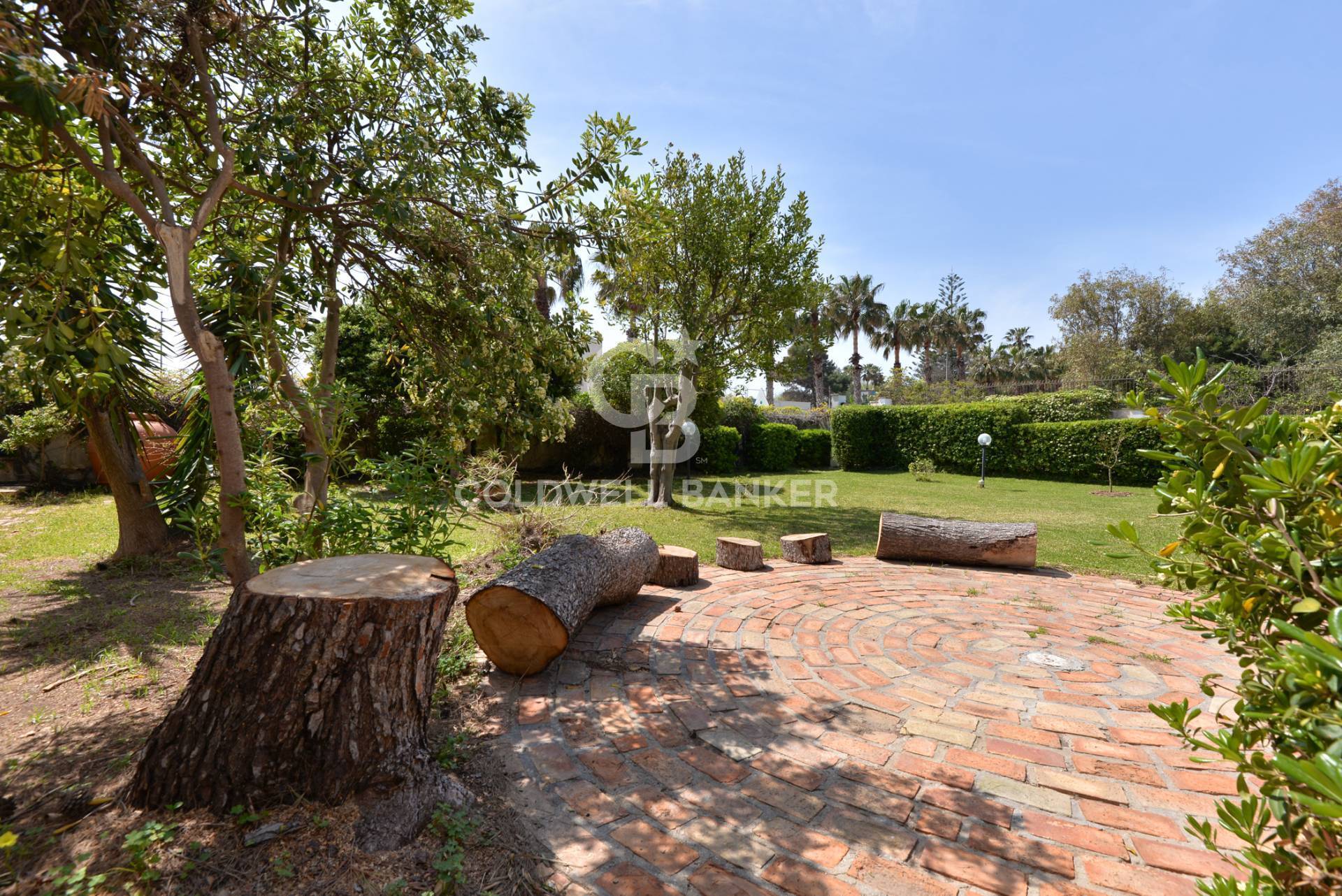 Lecce, Lecce, 73100, IT, 5 Bedrooms Bedrooms, ,3 BathroomsBathrooms,Residential,For Sale,1877519