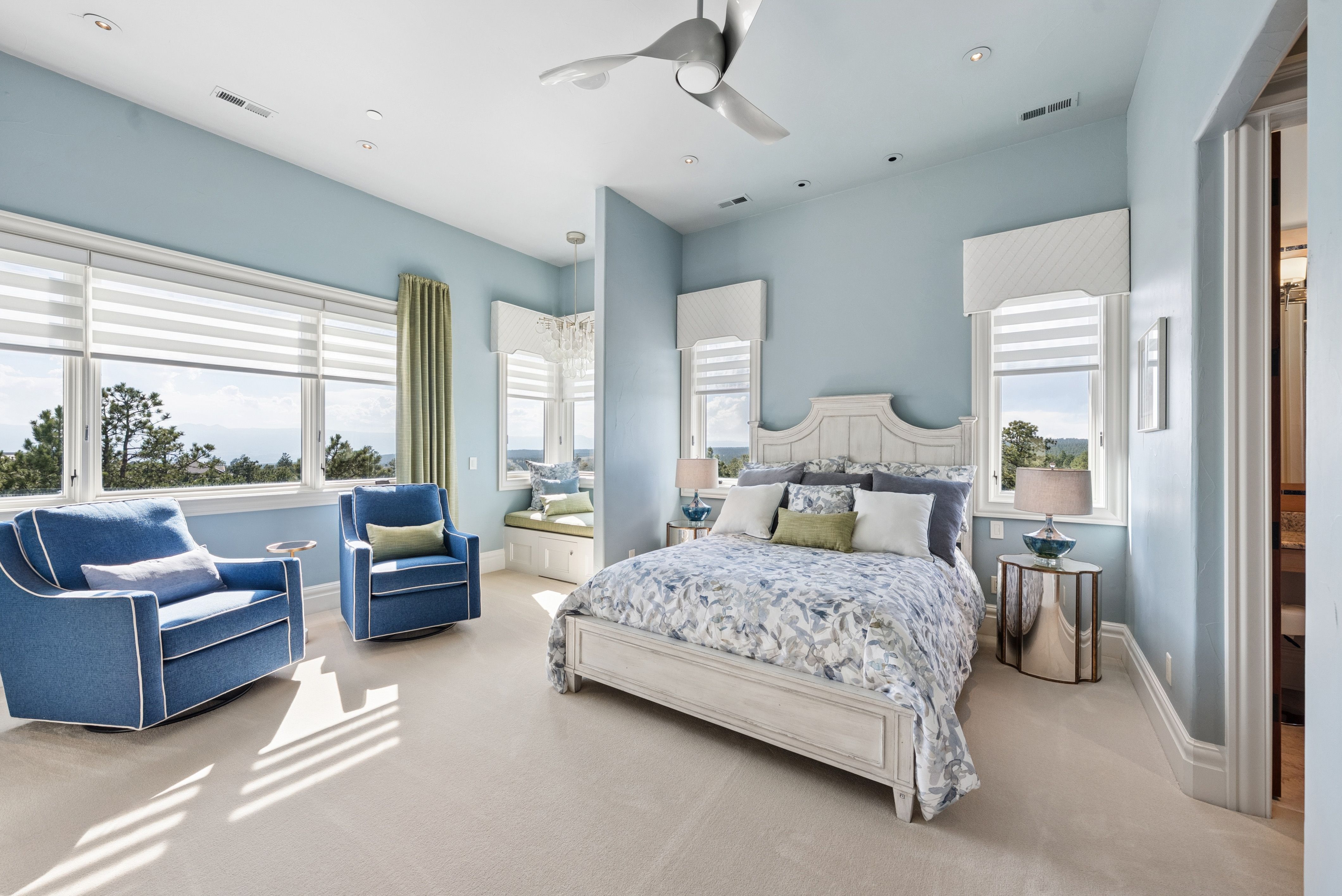  Extraordinary legacy estate on 2.59 private acres in Cathedral Pines - 物件實景