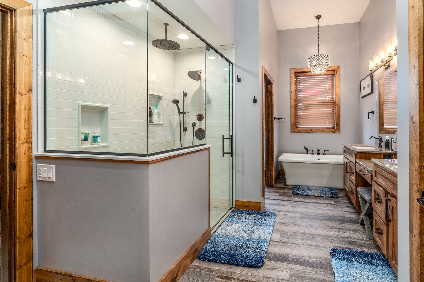 Carbondale, Illinois, 62902, United States, 3 Bedrooms Bedrooms, ,8 BathroomsBathrooms,Residential,For Sale,1986074