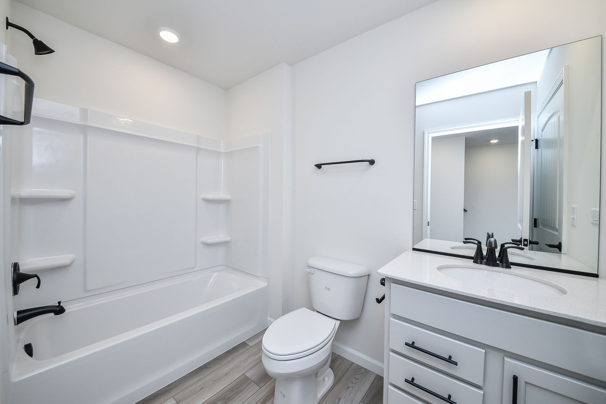  An Enclave of Only 65 New Construction Homes in the Heart of Naperville - 物件實景