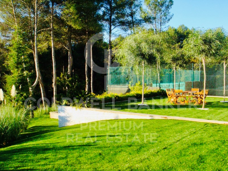 Cerdanyola del Vallès, Catalonia, ES, 5 Bedrooms Bedrooms, ,5 BathroomsBathrooms,Residential,For Sale,1491683