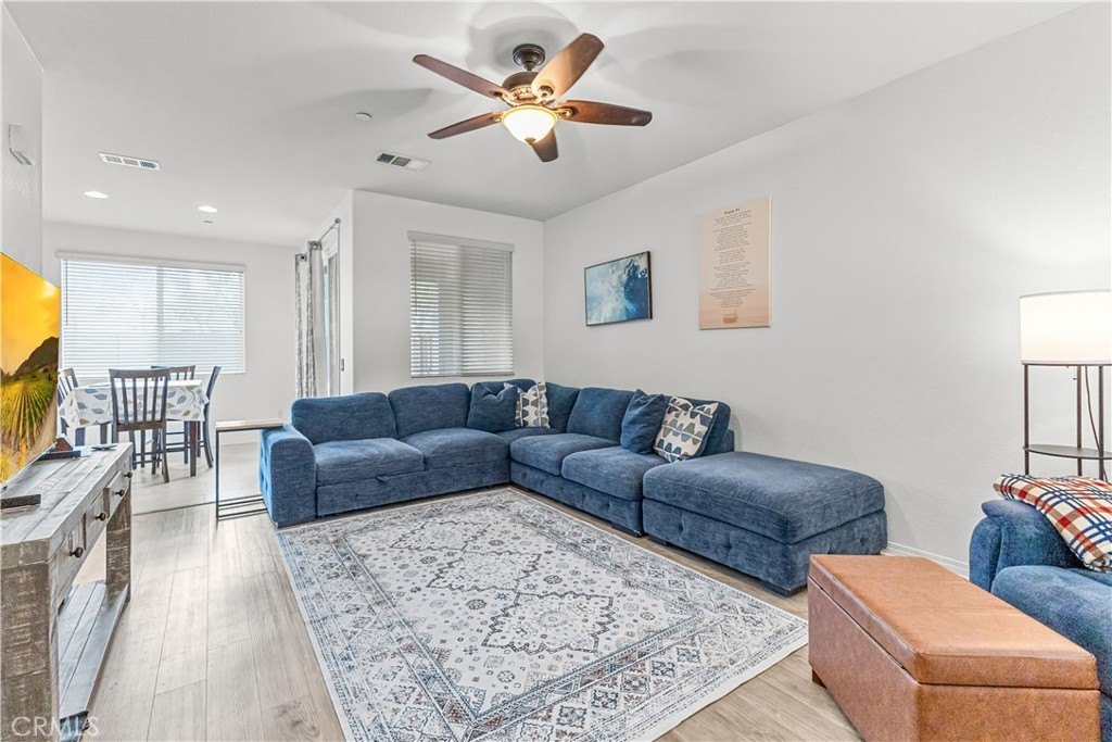 Grand Terrace, California, 92313, United States, 3 Bedrooms Bedrooms, ,3 BathroomsBathrooms,Residential,For Sale,1974022