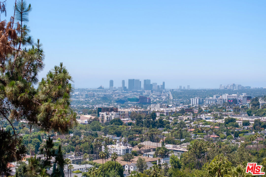 Los Angeles, California, 90046, United States, ,Land,For Sale,1891121