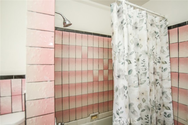 Huntington Park, California, 90255, United States, ,Residential,For Sale,1981517