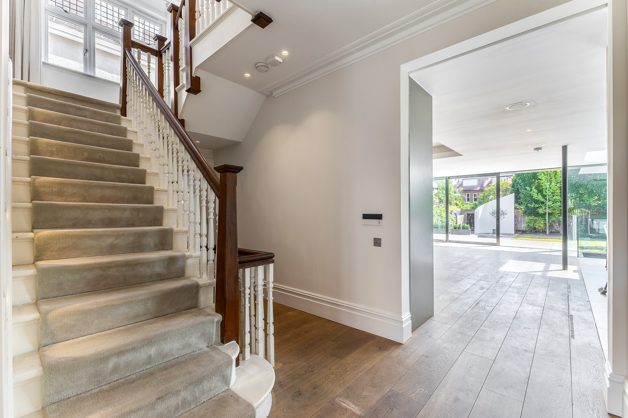 A Grand Family House with Pool and Cinema in West Putney - 物件實景