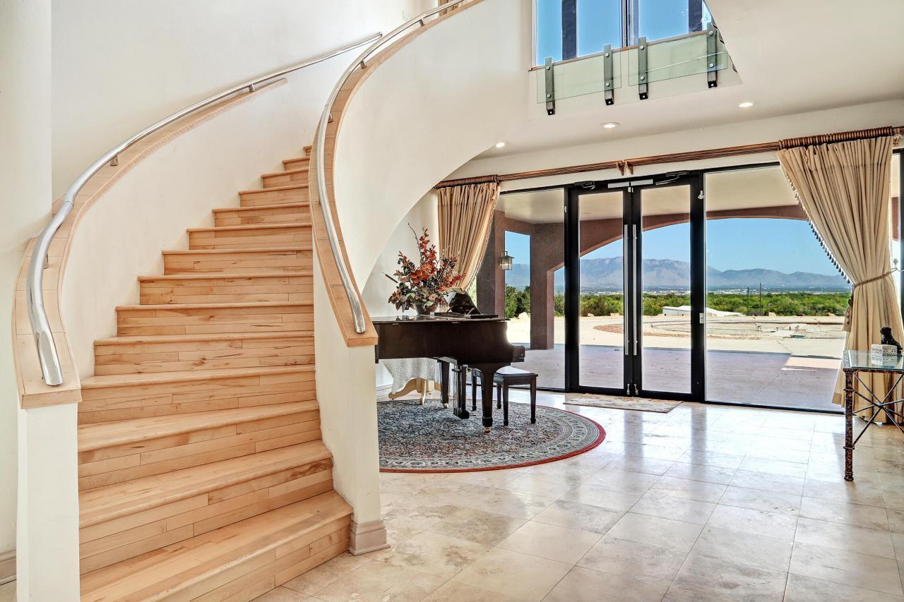 6301 COORS Boulevard NW, Albuquerque, New Mexico, 87120, United States, 3 Bedrooms Bedrooms, ,4 BathroomsBathrooms,Residential,For Sale,6301 COORS Boulevard NW,1637534