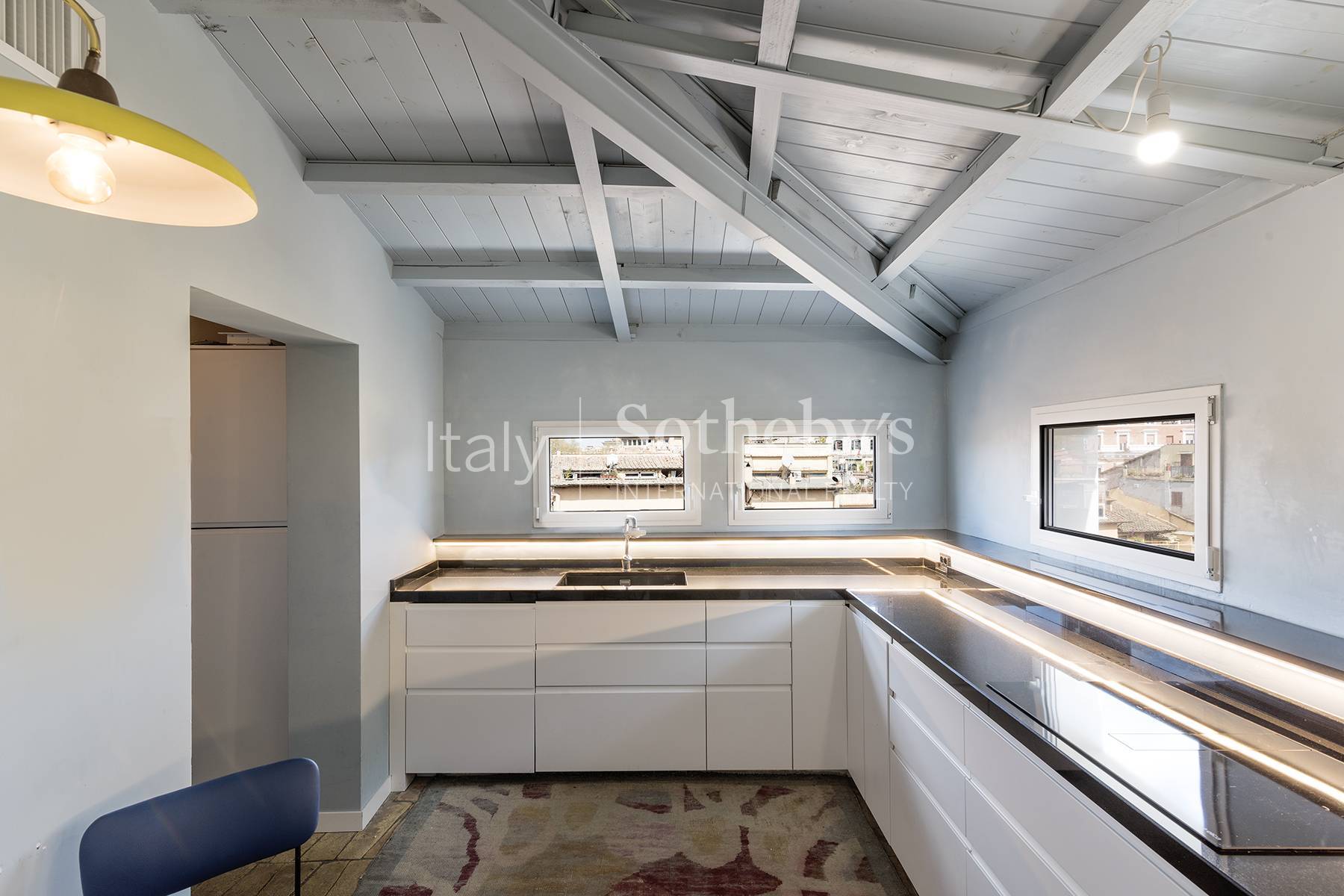  Prestigious penthouse with stunning panoramic terraces in Trastevere - 物件實景