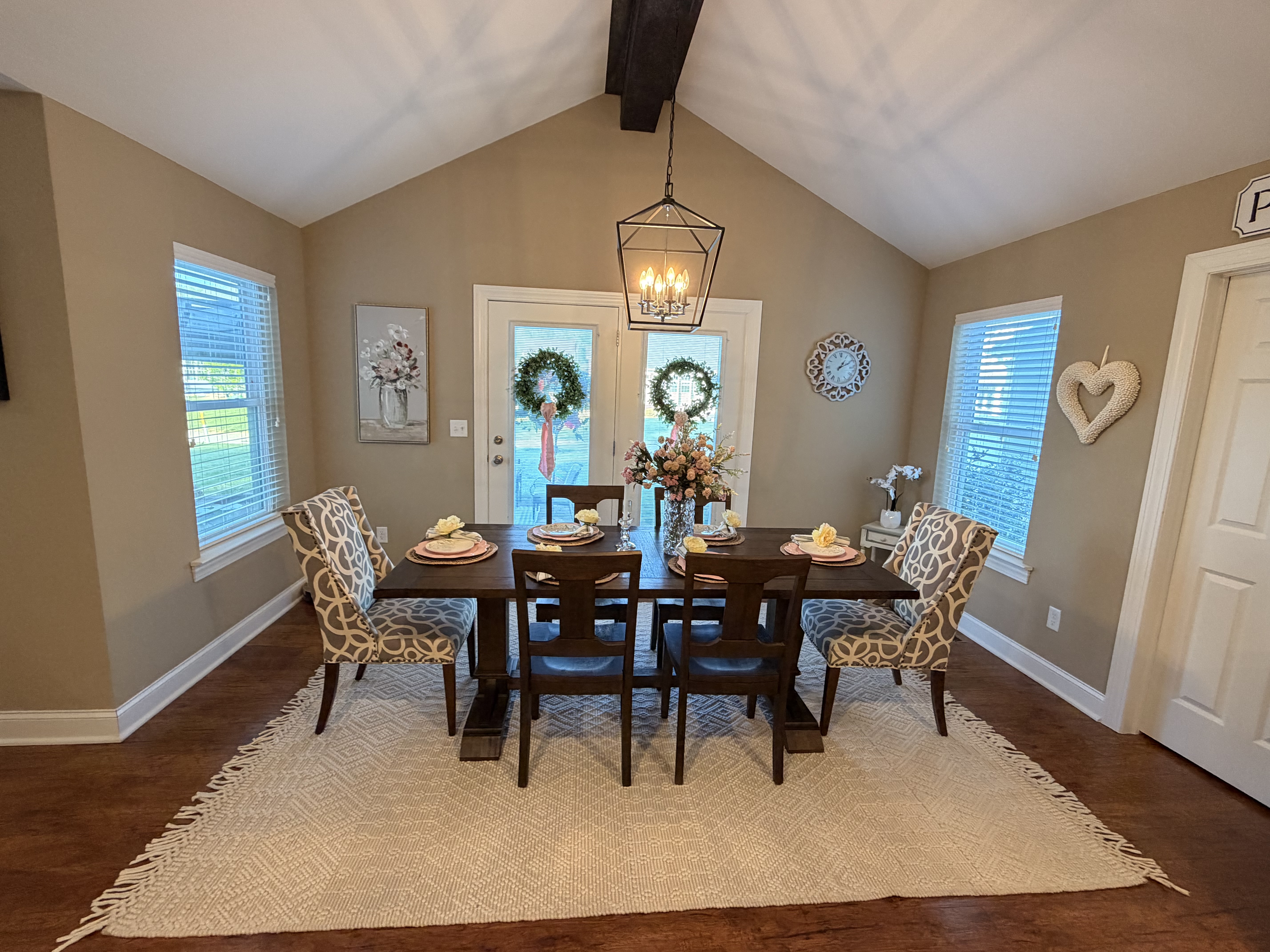 Ironton, Ohio, 45638, United States, 3 Bedrooms Bedrooms, ,4 BathroomsBathrooms,Residential,For Sale,2049357