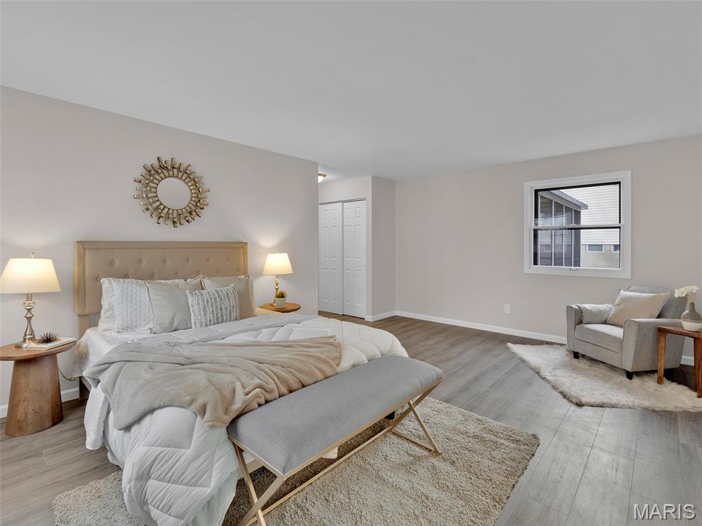 Ballwin, Missouri, 63011, United States, 5 Bedrooms Bedrooms, ,3 BathroomsBathrooms,Residential,For Sale,1992097