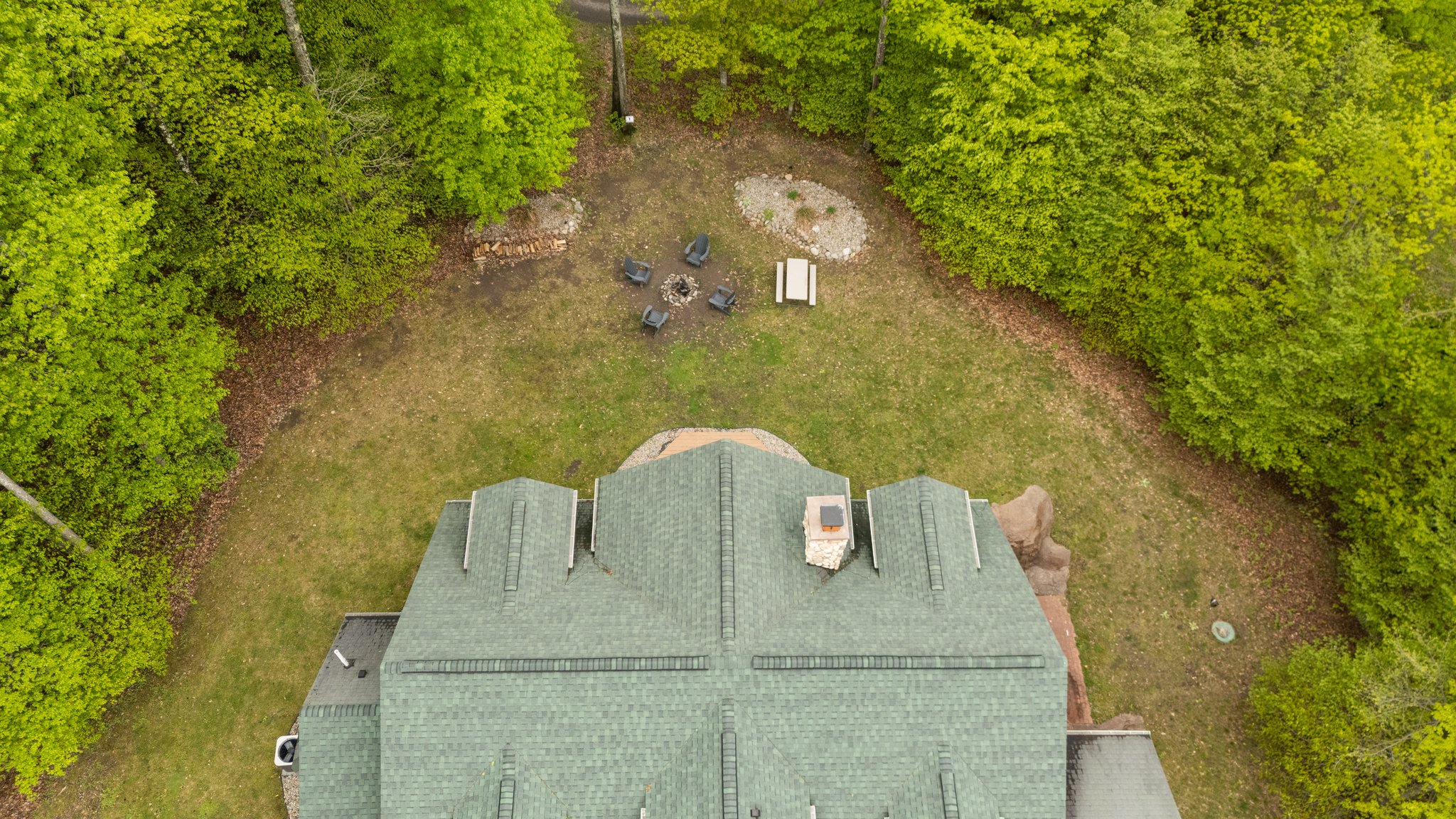 Bellaire, Michigan, 49615, United States, 5 Bedrooms Bedrooms, ,4 BathroomsBathrooms,Residential,For Sale,1826987