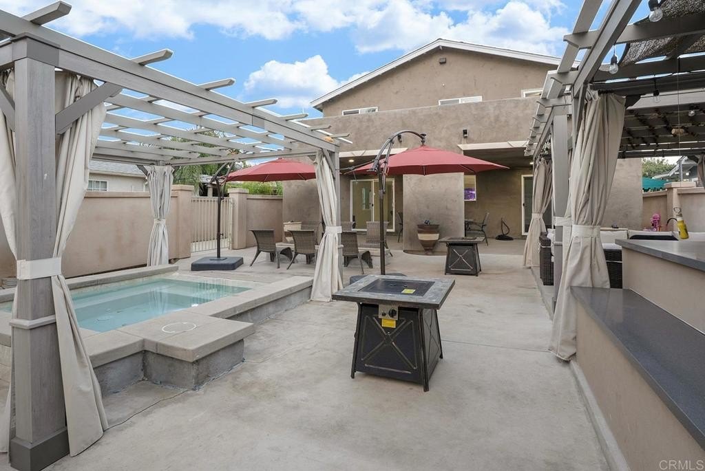 Chula Vista, California, 91911, United States, 10 Bedrooms Bedrooms, ,Residential,For Sale,1991347