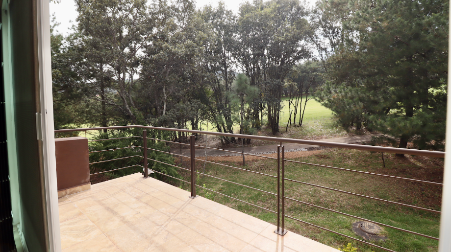 Morelia, Michoacán de Ocampo, 58350, Mexico, 4 Bedrooms Bedrooms, ,4 BathroomsBathrooms,Residential,For Sale,1998426