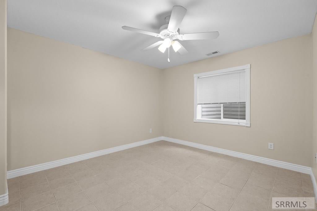 IDAHO FALLS, Idaho, 83402, United States, 5 Bedrooms Bedrooms, ,3 BathroomsBathrooms,Residential,For Sale,1987335