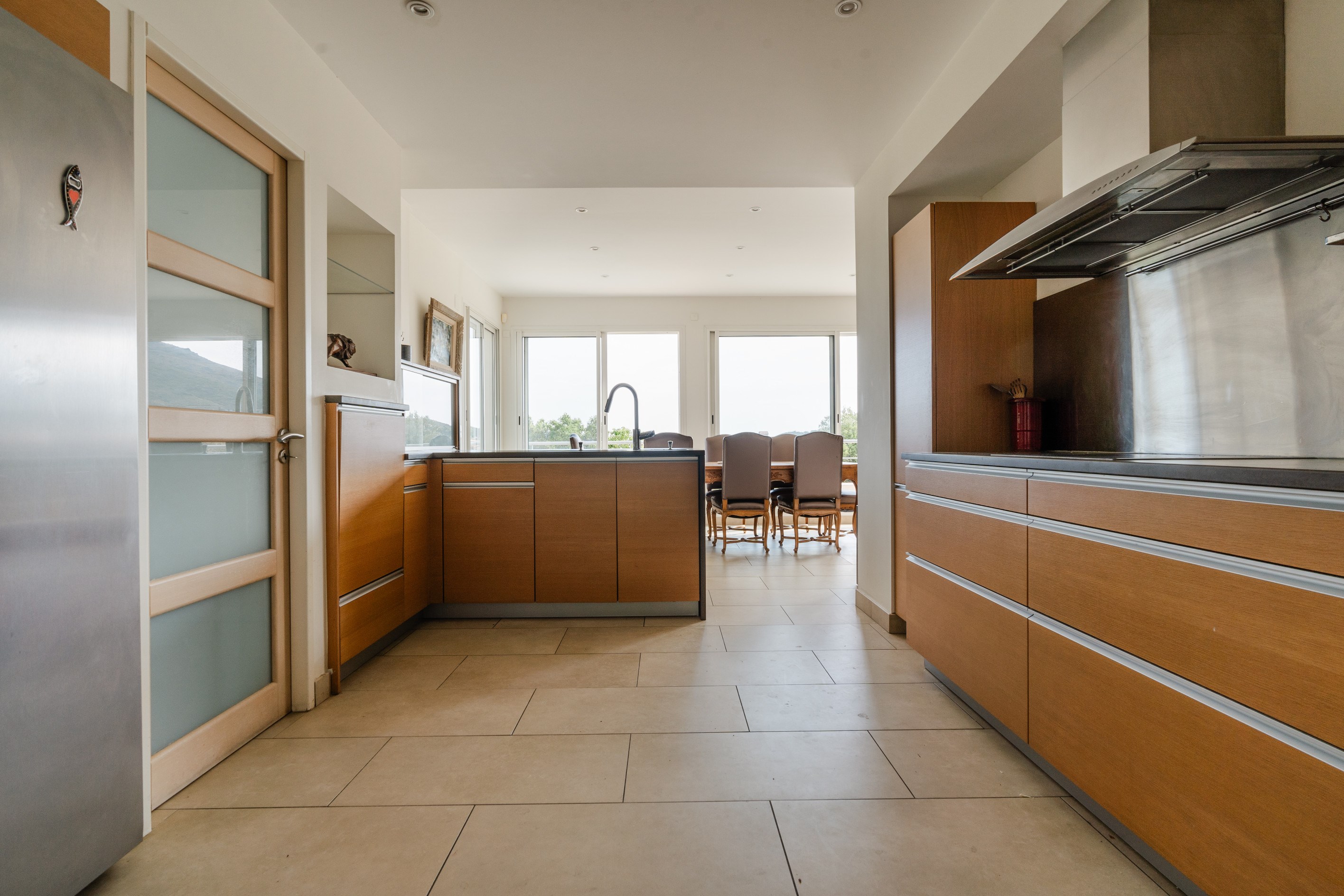  Property with sea and harbor view: 2 Houses, pool, and building potential - 物件實景