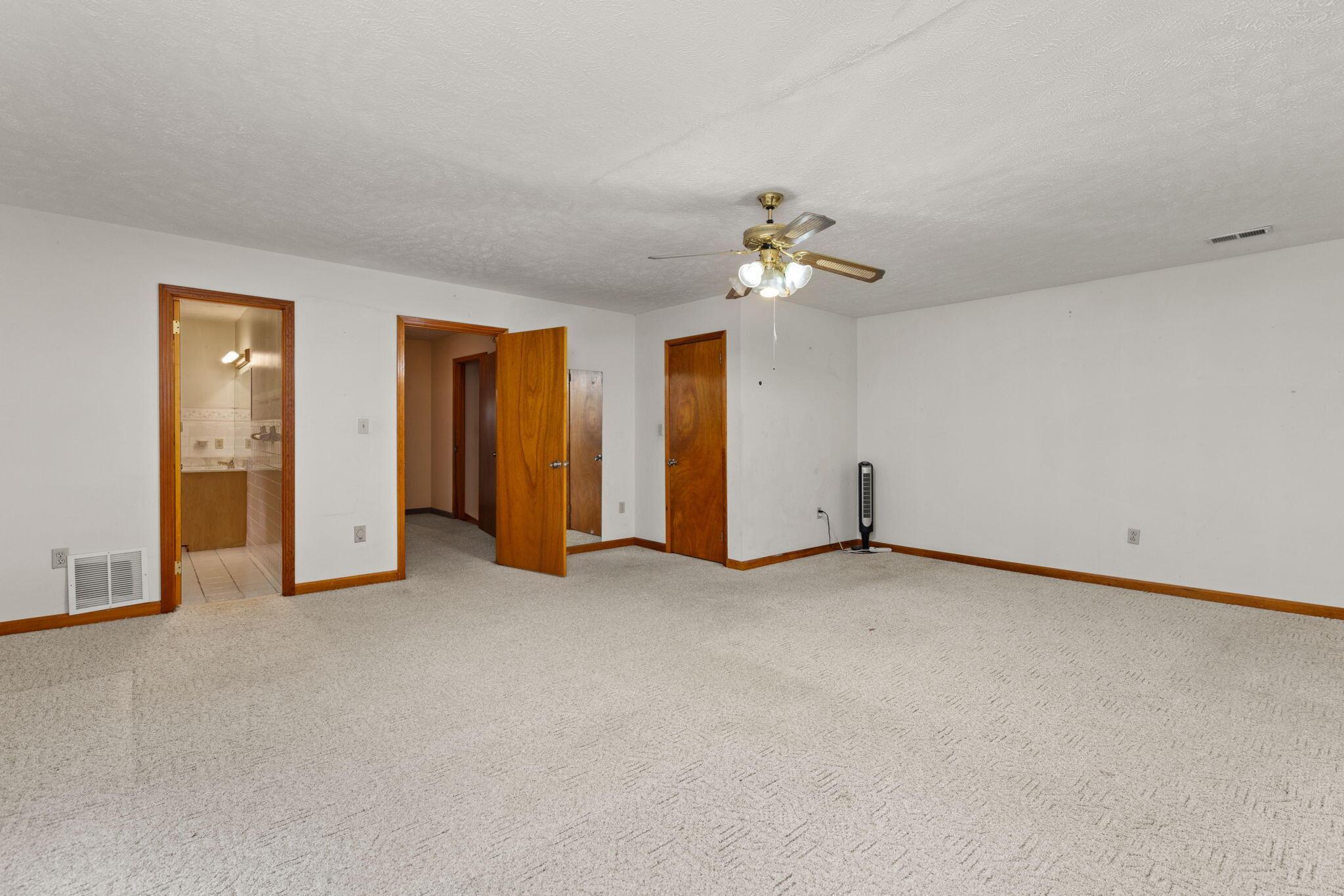 Reagan, Tennessee, 38368, United States, 6 Bedrooms Bedrooms, ,5 BathroomsBathrooms,Residential,For Sale,1927182