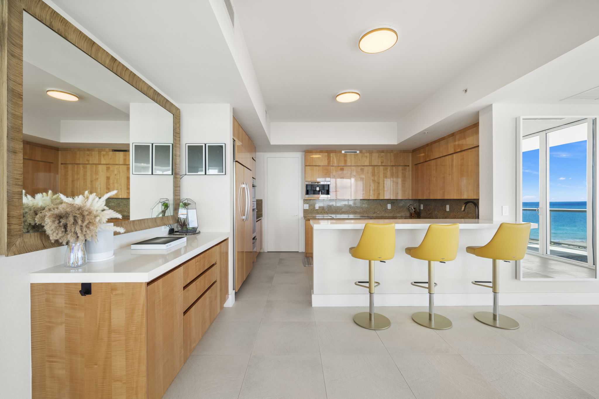  50 S Pointe Dr, Miami Beach, FL, 33139 - 物件實景