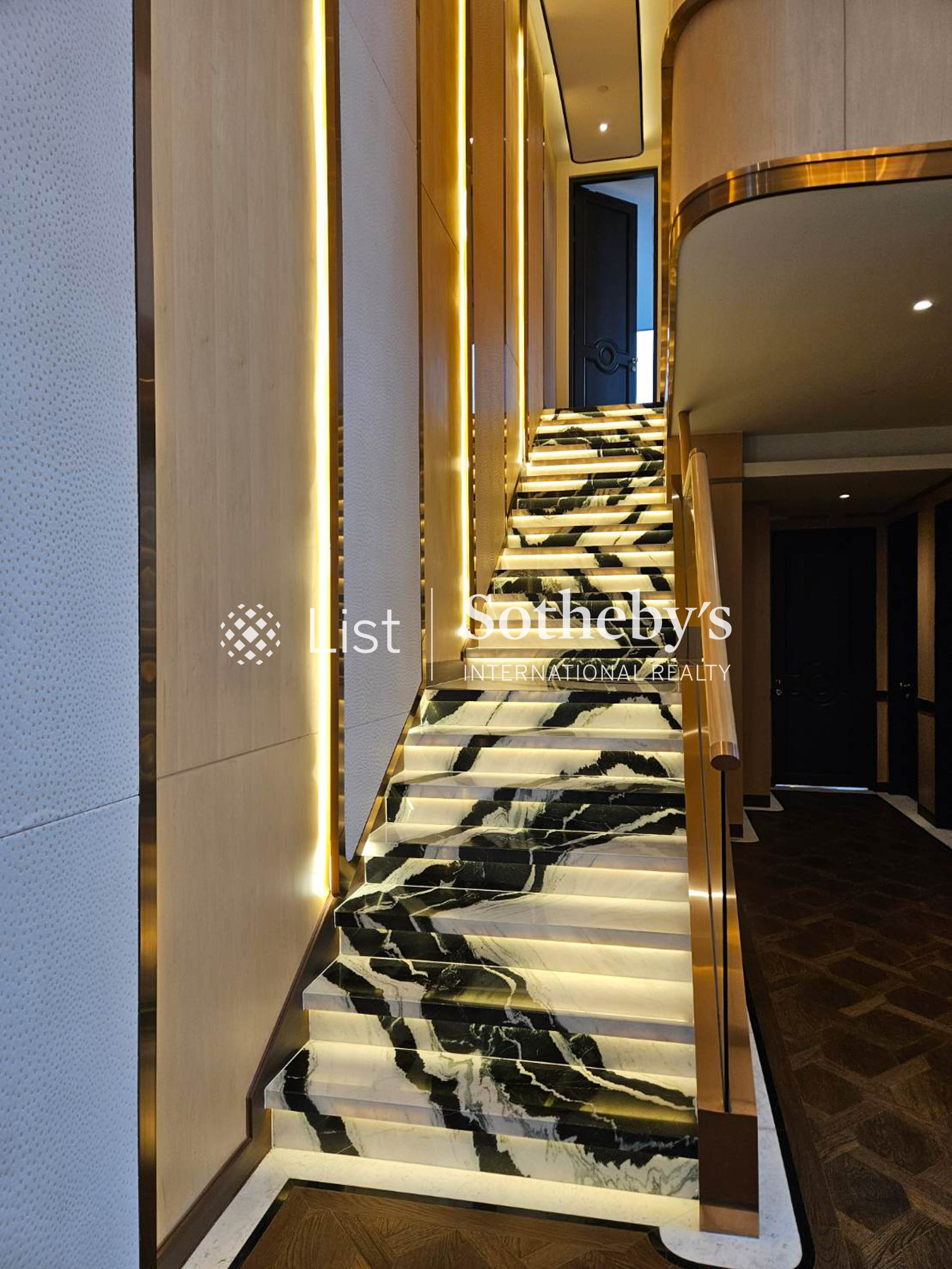  THE ESSE at SINGHA COMPLEX - 物件實景