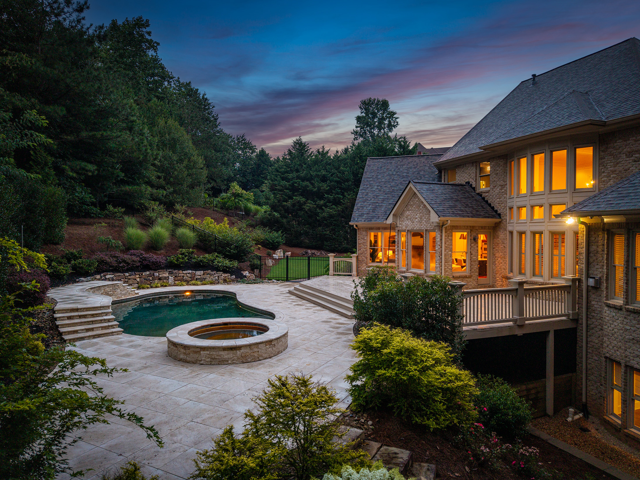  Luxury Living Centered Around a Stunning New Pool and Spa - 物件實景
