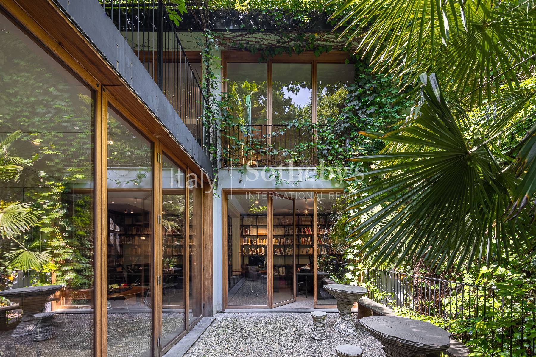  Independent property surrounded by greenery in the center of Milan - 物件實景