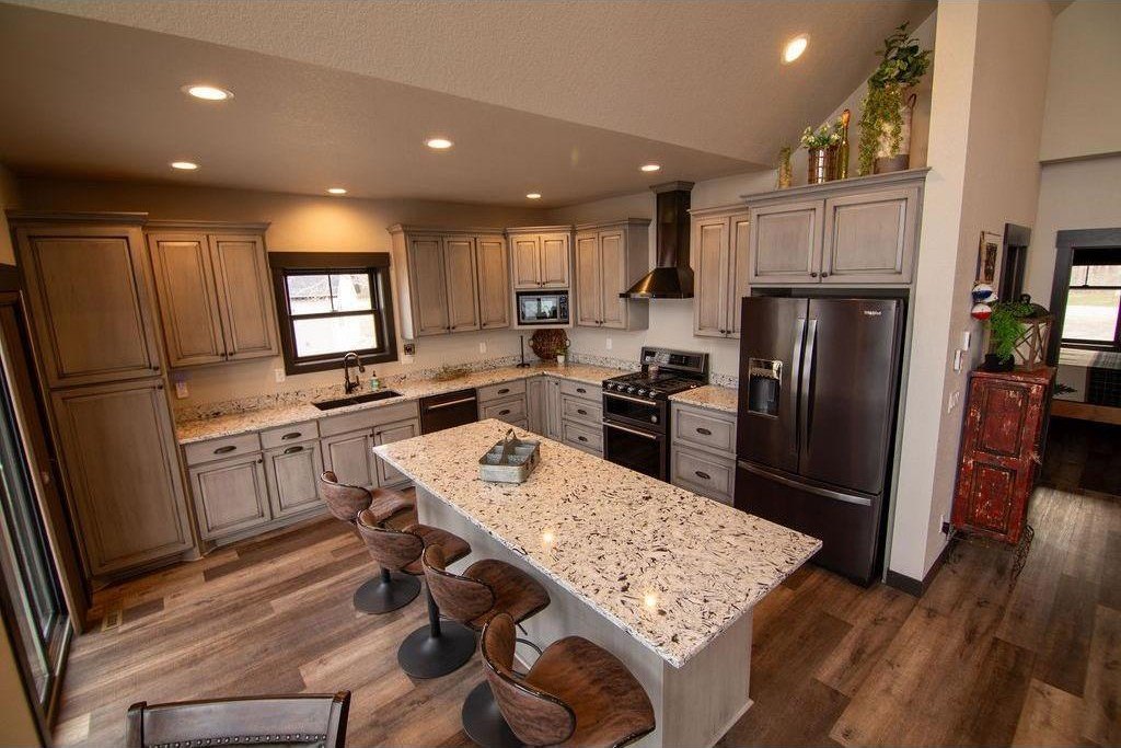 Alexandria, Minnesota, 56308, United States, 4 Bedrooms Bedrooms, ,4 BathroomsBathrooms,Residential,For Sale,2039906