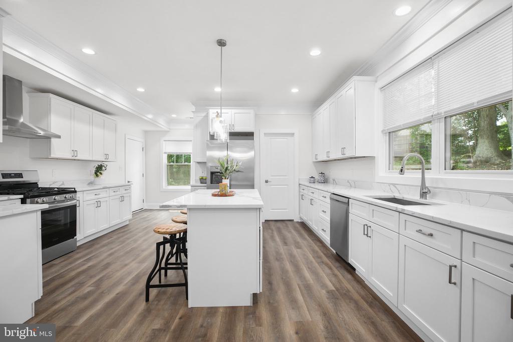 Fredericksburg, Virginia, 22408, United States, 4 Bedrooms Bedrooms, ,4 BathroomsBathrooms,Residential,For Sale,1737760