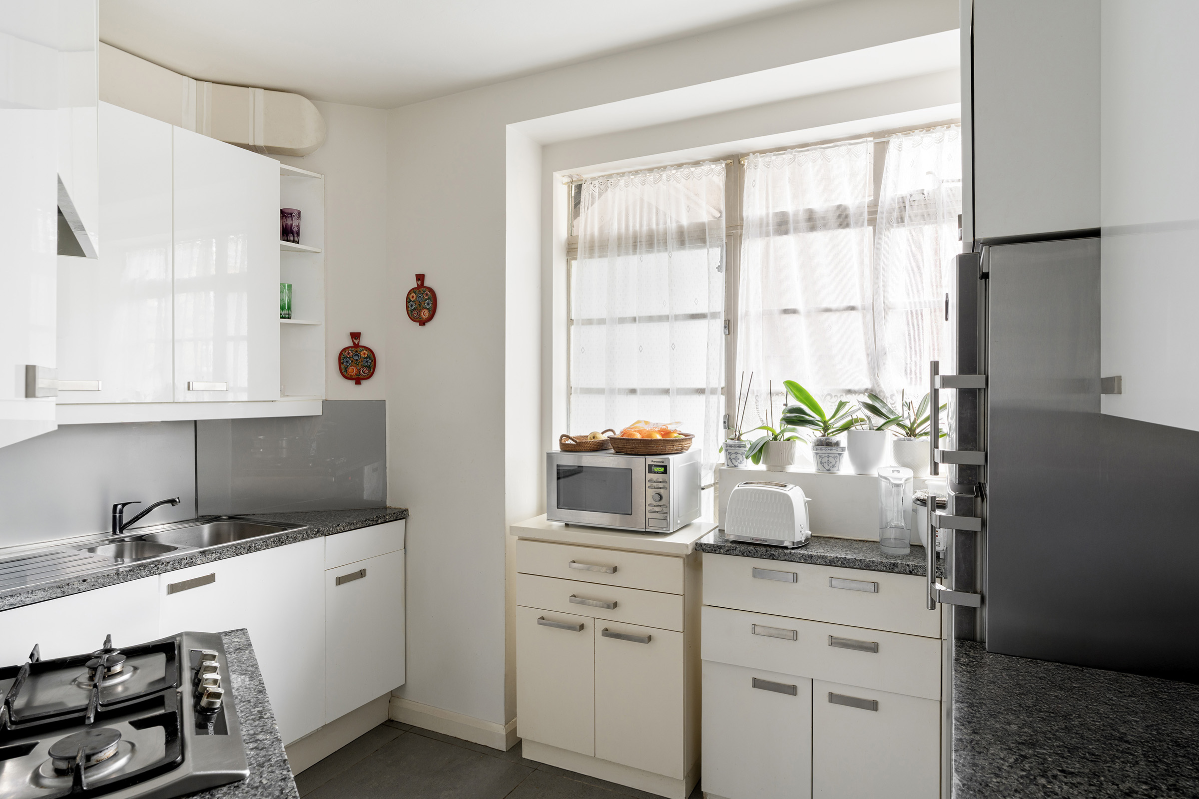  A Three-Bedroom Apartment in a Prime Holland Park Mansion Block - 物件實景
