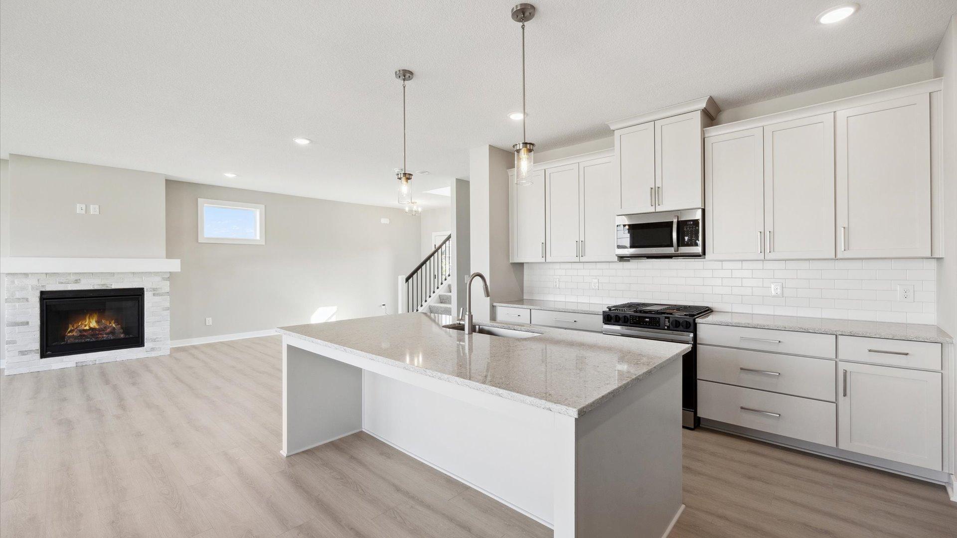 Woodbury, Minnesota, 55129, United States, 4 Bedrooms Bedrooms, ,2 BathroomsBathrooms,Residential,For Sale,1736697