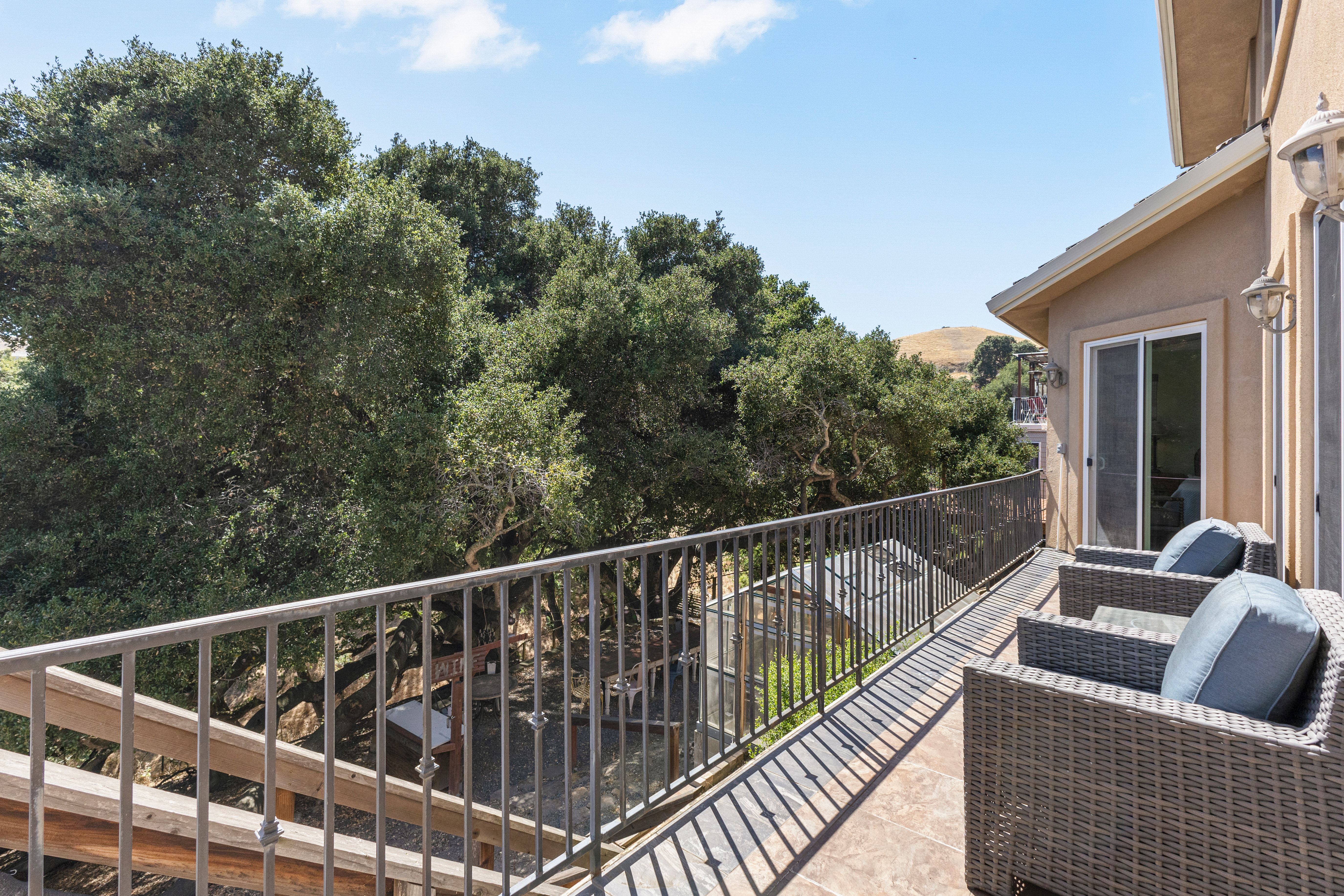  Custom Home on a Spectacular View Lot with Majestic Heritage Oak - 物件實景